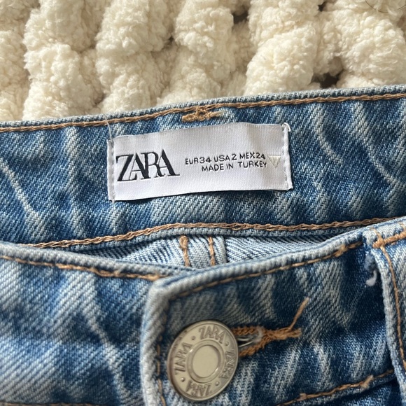 Zara jeans - Picture 2 of 2